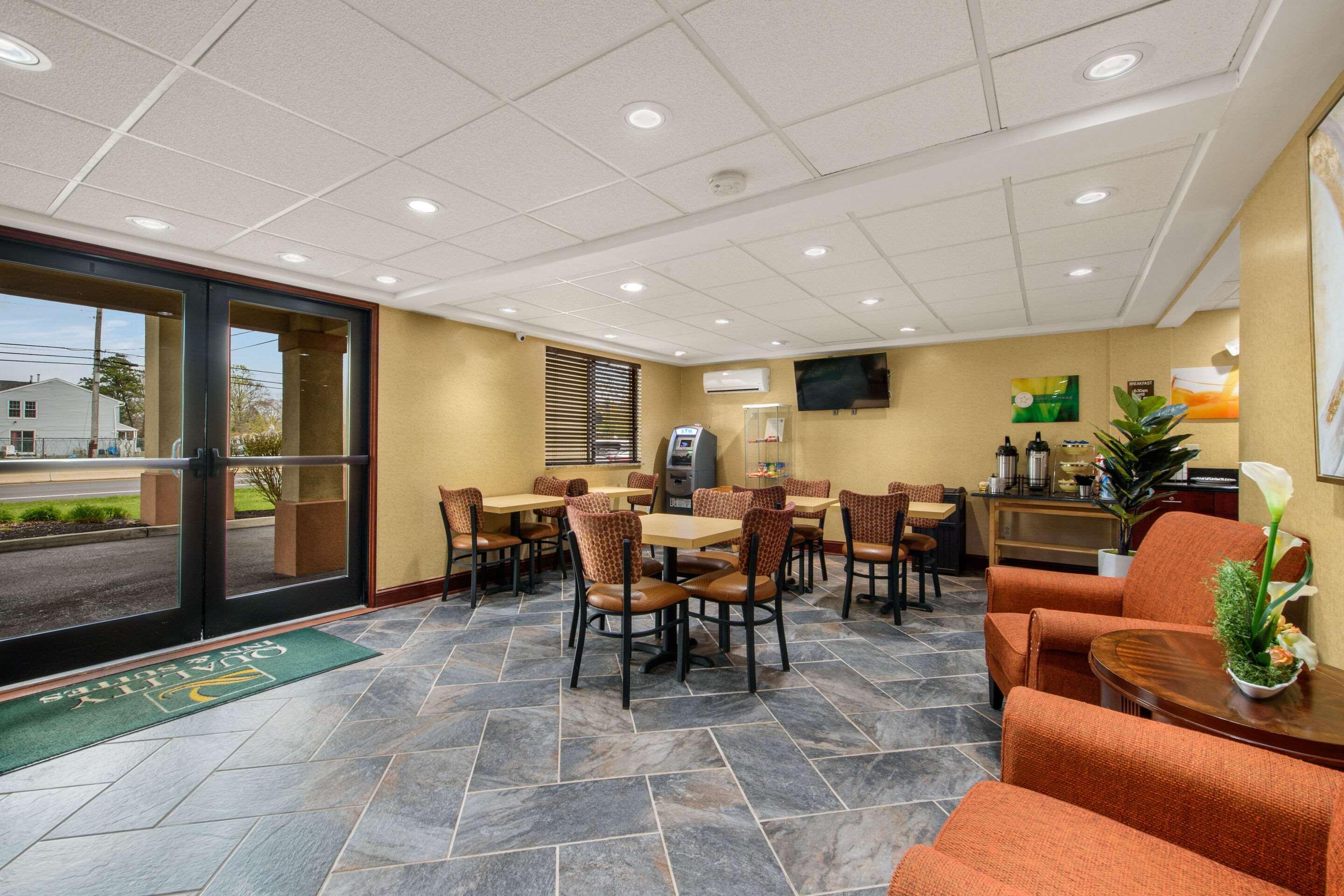 Hibiscus Inn & Suites Absecon Exterior photo