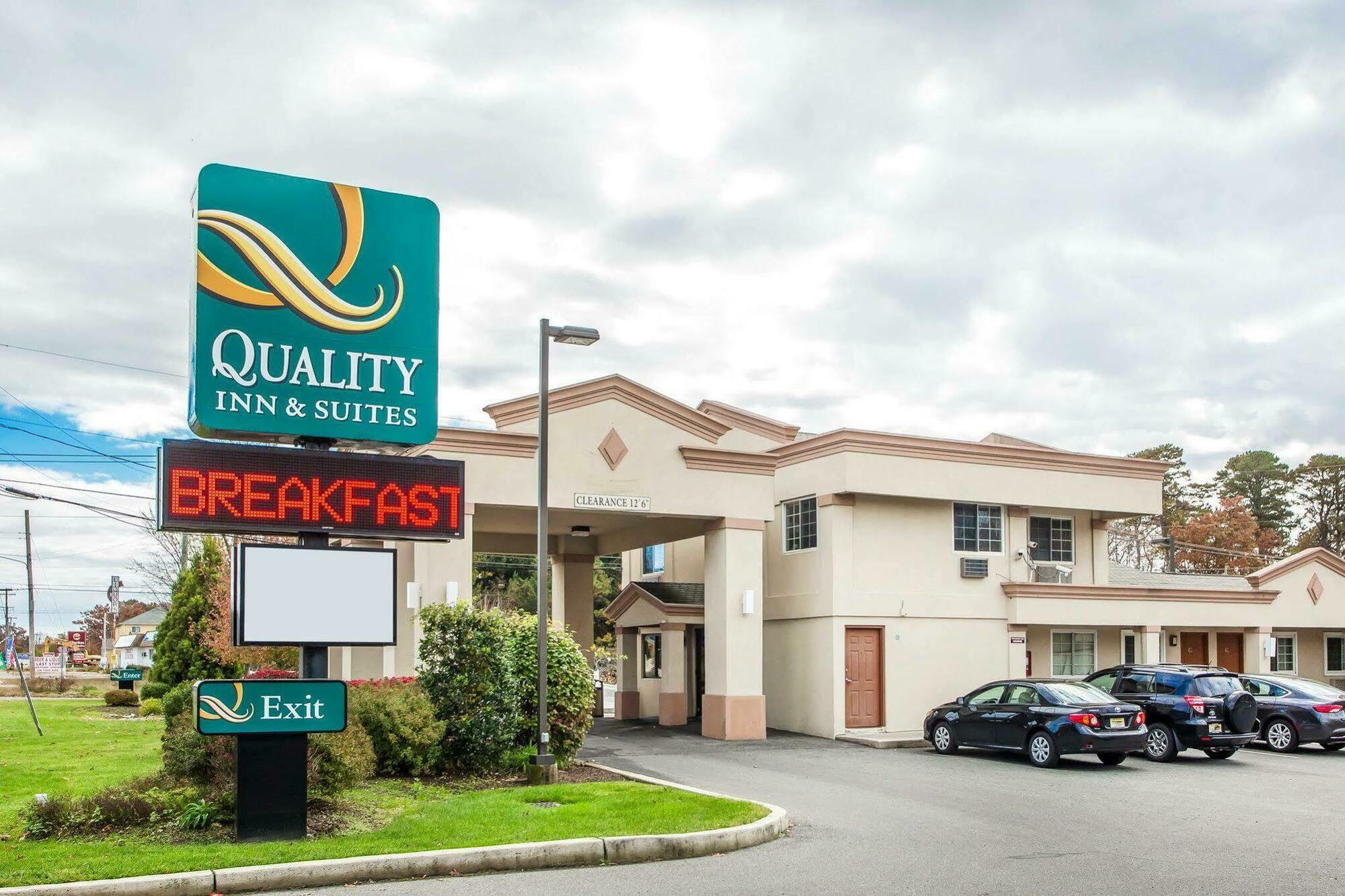 Hibiscus Inn & Suites Absecon Exterior photo